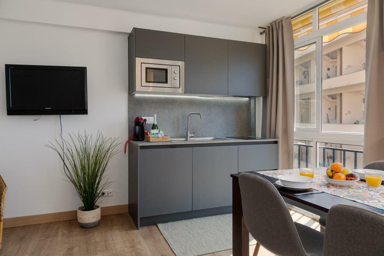 Апартаменты Weforyou Los Alamos 4 - 800 M From The Beach Торремолинос Экстерьер фото